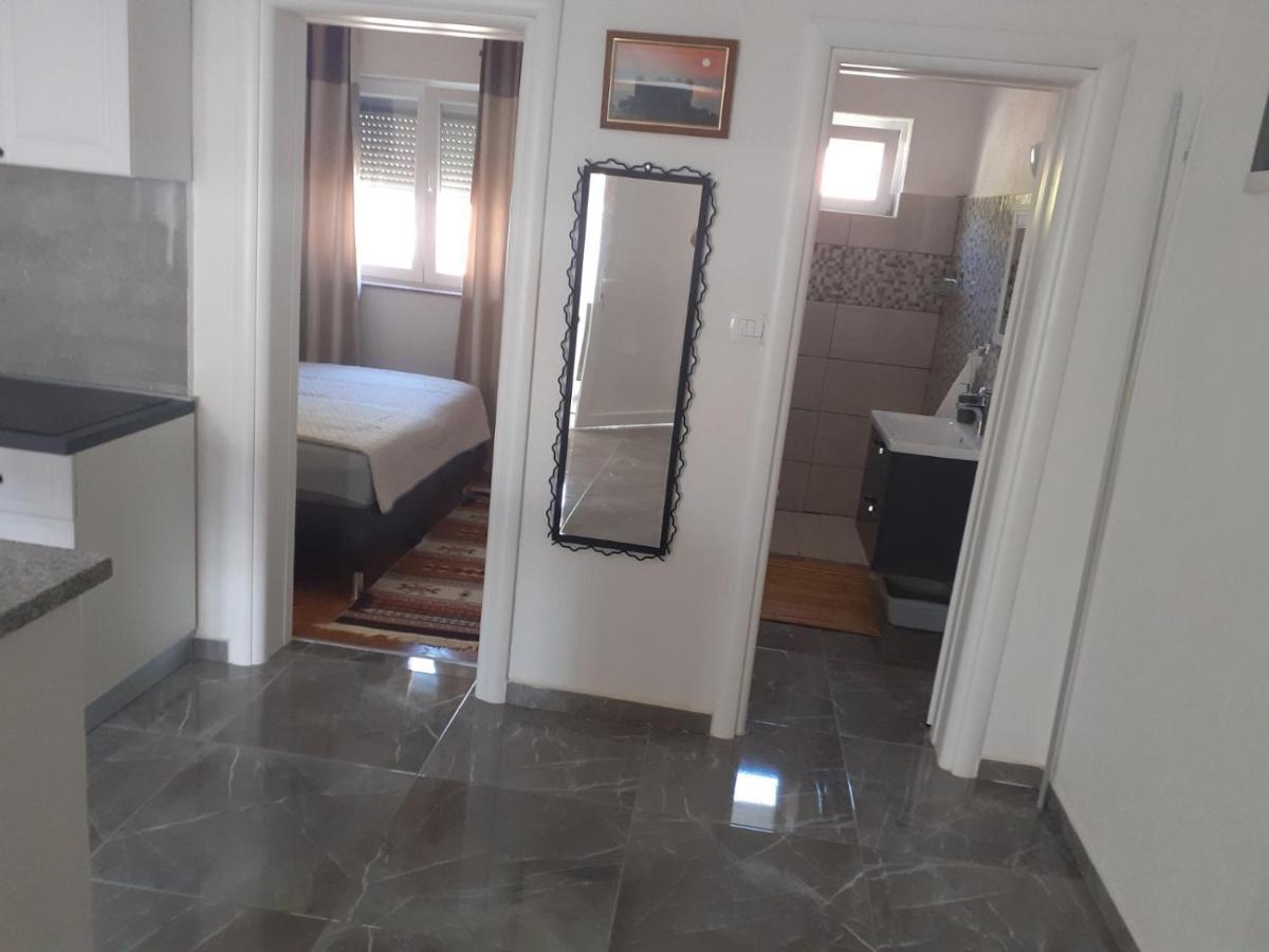 Pavel, Studio Apartman Привлака Экстерьер фото